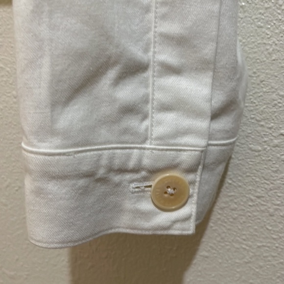 Lauren Ralph Lauren ivory colored long sleeved jacket with front zipper. Size M - Picture 7 of 9